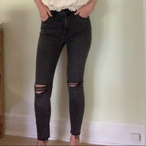 Madewell “Curvy High-Rise Skinny Jeans in Black Sea”